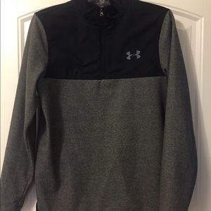 UnderArmour pullover